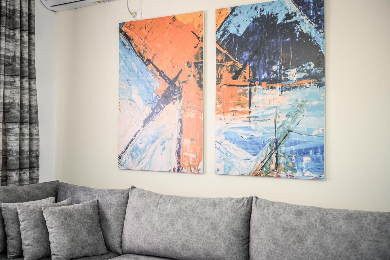 Miku Apartment-City Walk 1Bd Stylish Apartment ティラナ エクステリア 写真